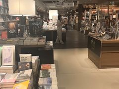 -茑屋书店(天目里店)