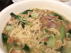 -三姐妹·海鲜大排档