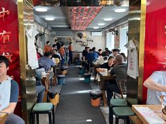 -歹歹的加个面过油肉拌面