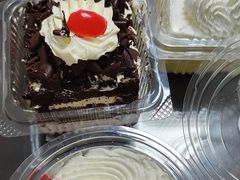 -红宝石·鲜奶小方·海派西点房(南丹店)