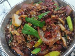 -凤凰路何眼镜香辣蟹(花果园店)