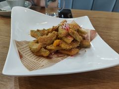 -新天明砂锅鱼头煲