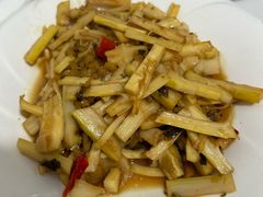 -天乐农家鱼头王(天目湖店)