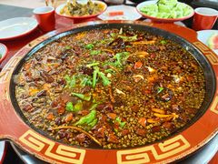 -烧哥美蛙肥肠鱼火锅·十五年社区店