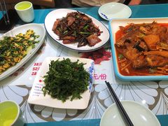 -钟记家菜(红专南路店)
