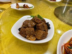 四季烤麸-鹿港小镇经典老上海菜(长乐路店)