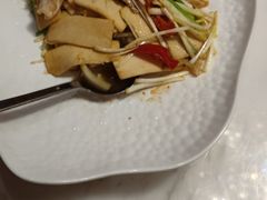 云南甜笋炒海螺-扬州香格里拉·香宫中餐厅