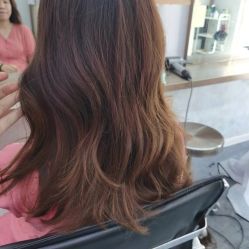 -茶发Salon·烫发染发理发