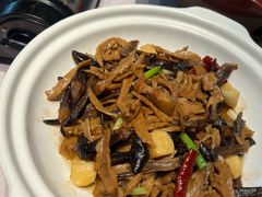 -千百味红餐厅·江西菜(绿地双子塔店)