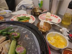 -哈哈碳都·牛肋条无限自助烤肉(宝龙店)
