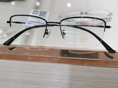 -无界眼镜MaxLess(南翔印象城店)