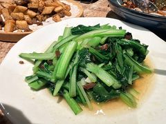 -耶里夏丽·丝路国际新疆菜·清真食品(徐汇南丹东路臻选店)