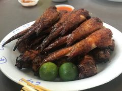 -东海岸人工湖美食村