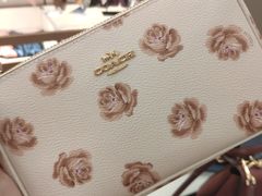 -COACH蔻驰(赛特奥特莱斯店)