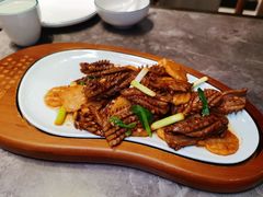 爆炒腰花-闫府私房菜·百年鲁菜(恒隆店)