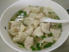 -周震馄饨