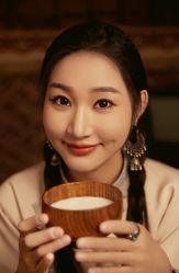 点击看大图 -苏雅影像蒙古婚纱摄影工作室