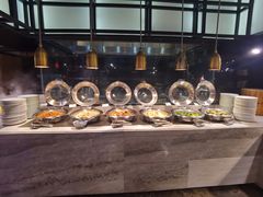 -飨食汇全日制餐厅·昆山皇冠假日酒店(九方店)