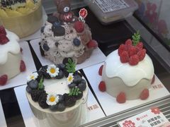 -花花卷卷·鲜食蛋糕(静安久光百货店)