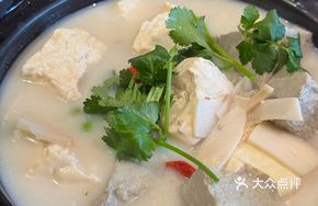 Hand-Torn Three-Flavor Tofu