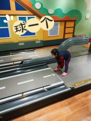 -MELAND CLUB亲子乐园•派对(虹桥万象城店)