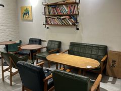 -帕帕珍味·面包茶饮(古城店)