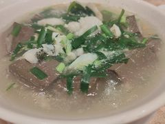 上汤浸猪红鱼片-广东胜利宾馆西关粤中餐厅