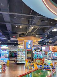 -卡通尼乐园(荟聚中心店)