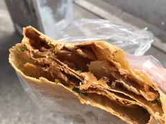 脆饼-正宗杂粮煎饼香软鸡蛋饼