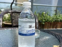 -上海星瀚奔驰4S店(红柳路店)