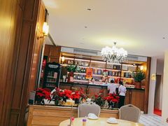 -鹏城人家海鲜酒家·23年老字号(较场尾店)