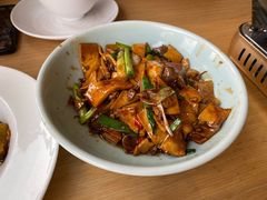 -关东小磨东北菜(上海长风大悦城店)