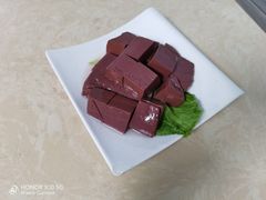 -墨脱石锅椰子鸡•香草鸭•东山羊(大东海店)