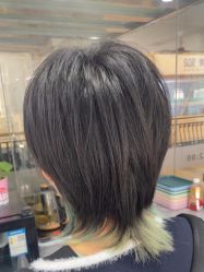 -镁连社·美联社