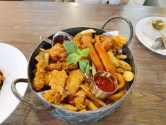玛丽垃圾桶-遇见杜尚西餐厅(万达金街店)