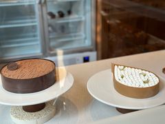 -VERIE BAKEHOUSE