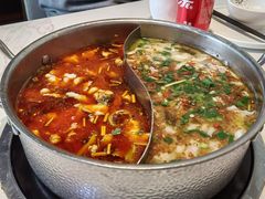 -德林酸菜鱼火锅(南丹店)
