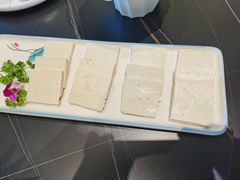 -鼎泰亨·海鲜牛肉餐厅(滨江店)