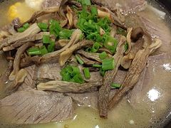 -乡土特色.冷锅鱼.牦牛肉汤锅