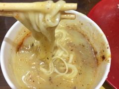 -嘉华鲜花饼·现烤(昆明老街店)