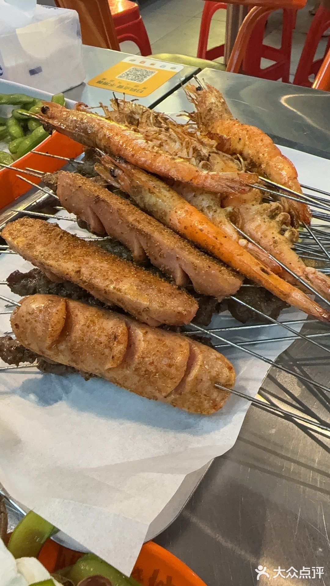 小聚夜宵就是要吃烧烤呀