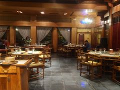 大堂-那家小馆•北京菜•烤鸭(香山店)