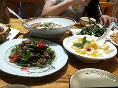 -老滇山寨•云南特色菜•地方菜•民族风情歌舞表演(金碧店)