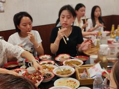 -冶建镜子·老南昌大排档·江西虾王(总店)