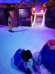 -圣名游乐城冰雪大世界