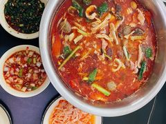 -周良天山牛杂城(天山路总店)