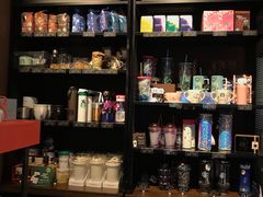 零售区-星巴克臻选(杭州万象城店)