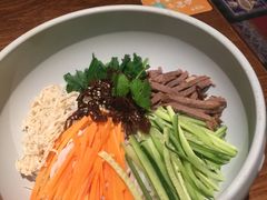 -云海肴·汽锅鸡·云南菜(天山百盛优客店)