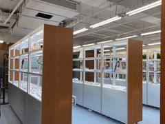 -无奔眼镜·蔡司·依视路授权店(马家堡店)