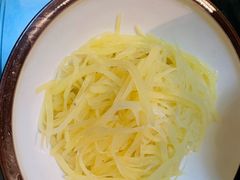 -昱龙大盆牛蛙馆(三兴街总店)